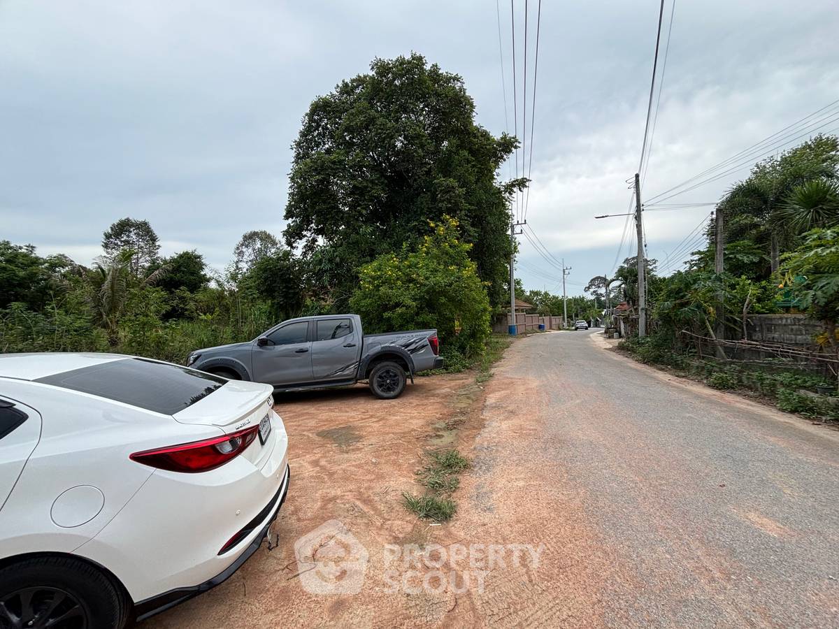 picture 2,760 m² Land for Sale close to Pattaya (ID 2229678) - 11/12