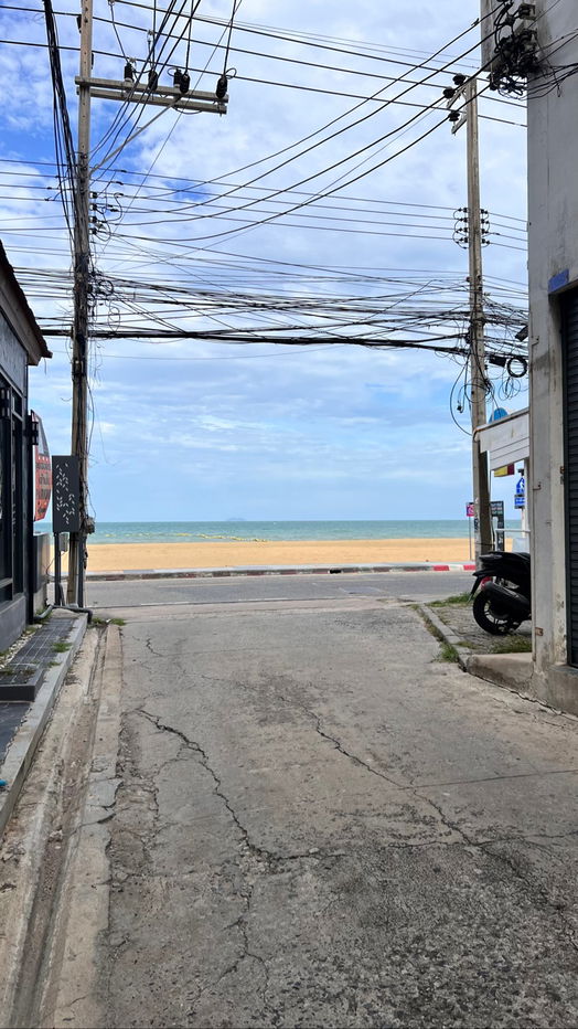 รูป ขายอาคาร 9 ห้องติดกัน ติดหาดจอมเทียนพัทยา - รูปที่ 6/6