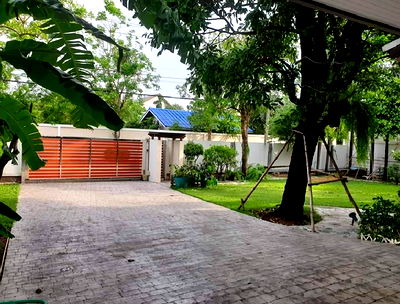 เช่าบ้านเดี่ยว เขตบางกะปิ : ให้เช่าบ้านเดี่ยว 2 ชั้น สไตล์โมเดิร์น / ย่านเลียบด่วน รามอินทรา / โครงการ บ้านลาดพร้าว Exclusive 