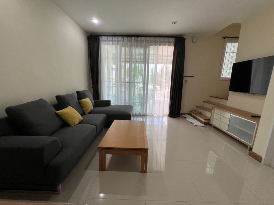 picture Townhome for rent, Golden Town Chiang Mai, near Ruamchok Market and Nakornpayap International School (NIS), convenient transportation.- RW006746 - 19/20