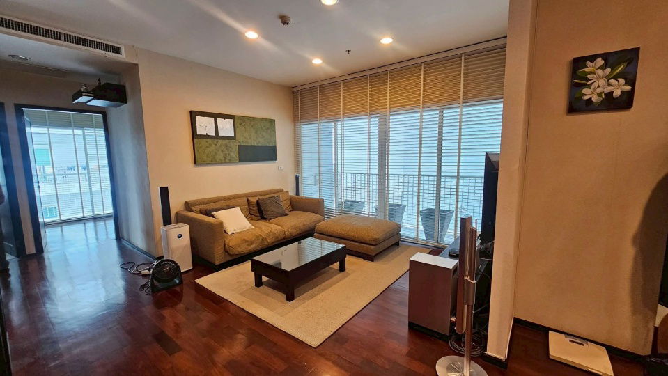 picture Noble Ora                    Thonglor  - 4/19