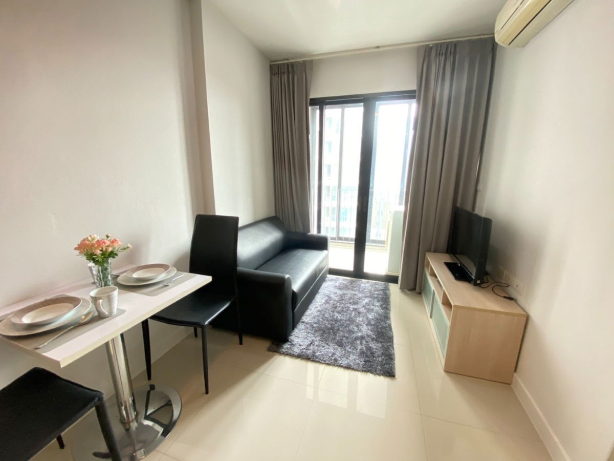 รูป ให้เช่าคอนโด ไอดีโอ รัชดา - ห้วยขวาง 1 ห้องนอน 35 ตรม. พร้อมเฟอร์นิเจอร์และเครื่องใช้ไฟฟ้าครบ - รูปที่ 5/9