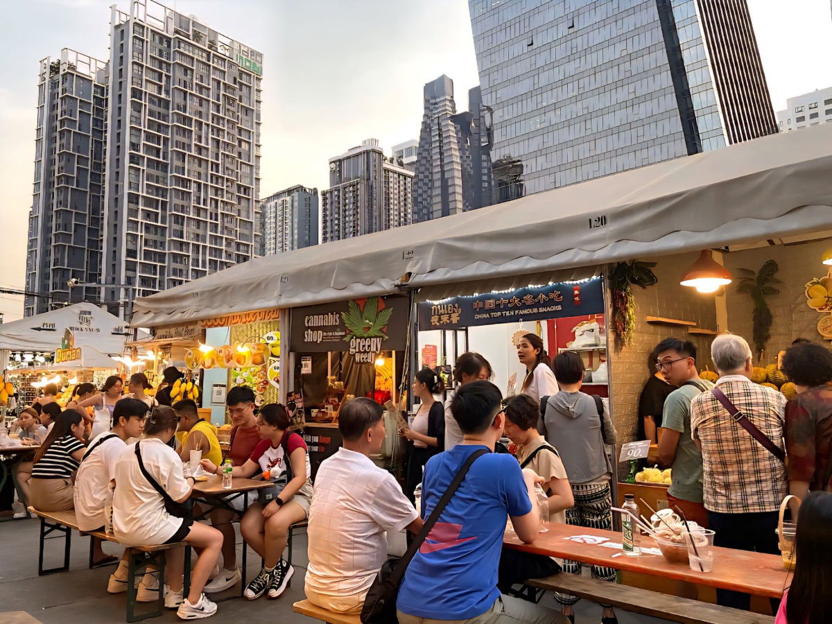 รูป ขาย CONDO DUPLEX @ IDEO MOBI RAMA9 ติดรถไฟฟ้าMRTพระราม9-20เมตร Tourist-Night Market-Business Center - รูปที่ 20/33