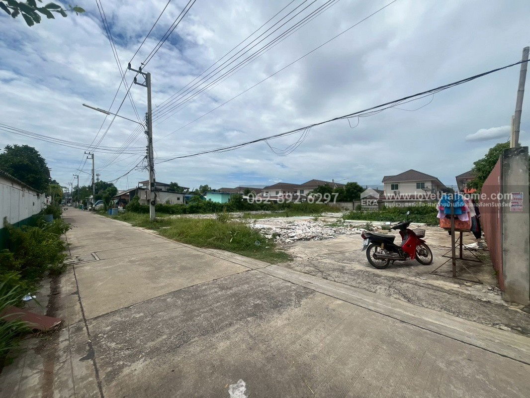 รูป ขายที่ดิน ในซอย รพช.3ปทุมธานี แปลงสวย!! ขนาด 344 ตรว. ทำเลใจกลางเมือง ใกล้แหล่งชุมชน ที่ทำเลแบบนี้มีน้อยรีบก่อนหลุดมือ สนใจโทร. 062-892-6297 - รูปที่ 11/12