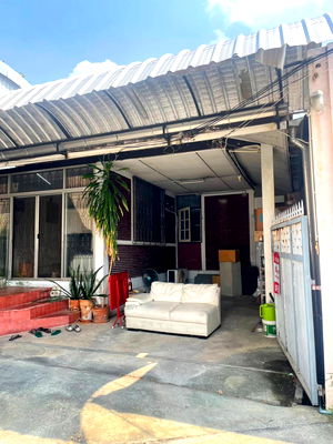 บ้านเดี่ยว ถนนลาดพร้าว : ขาย บ้านเดี่ยว 64 ตร.ว. เลียบด่วนเอกมัย-รามอินทรา รามคำแหง 21