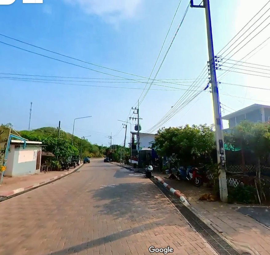 รูป ขายที่ดินเกาะล้าน แบ่งขาย 4 แปลง ติดถนนใหญ่  ทำเลทองใกล้หาดตาแหวน - รูปที่ 3/8