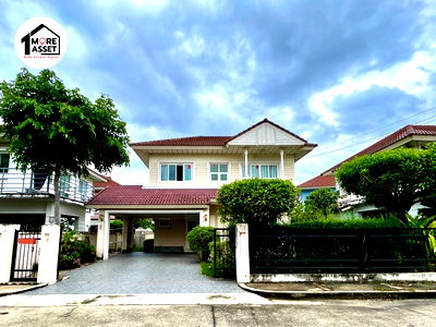 ขายบ้านเดี่ยว : ขายด่วน! บ้านเดี่ยว เพอร์เฟค เพลส รัตนาธิเบศร์ พร้อมอยู่ ใกล้ทะเลสาบ เดินทางสะดวก เข้าออกได้หลายเส้นทาง ใกล้รถไฟฟ้า 