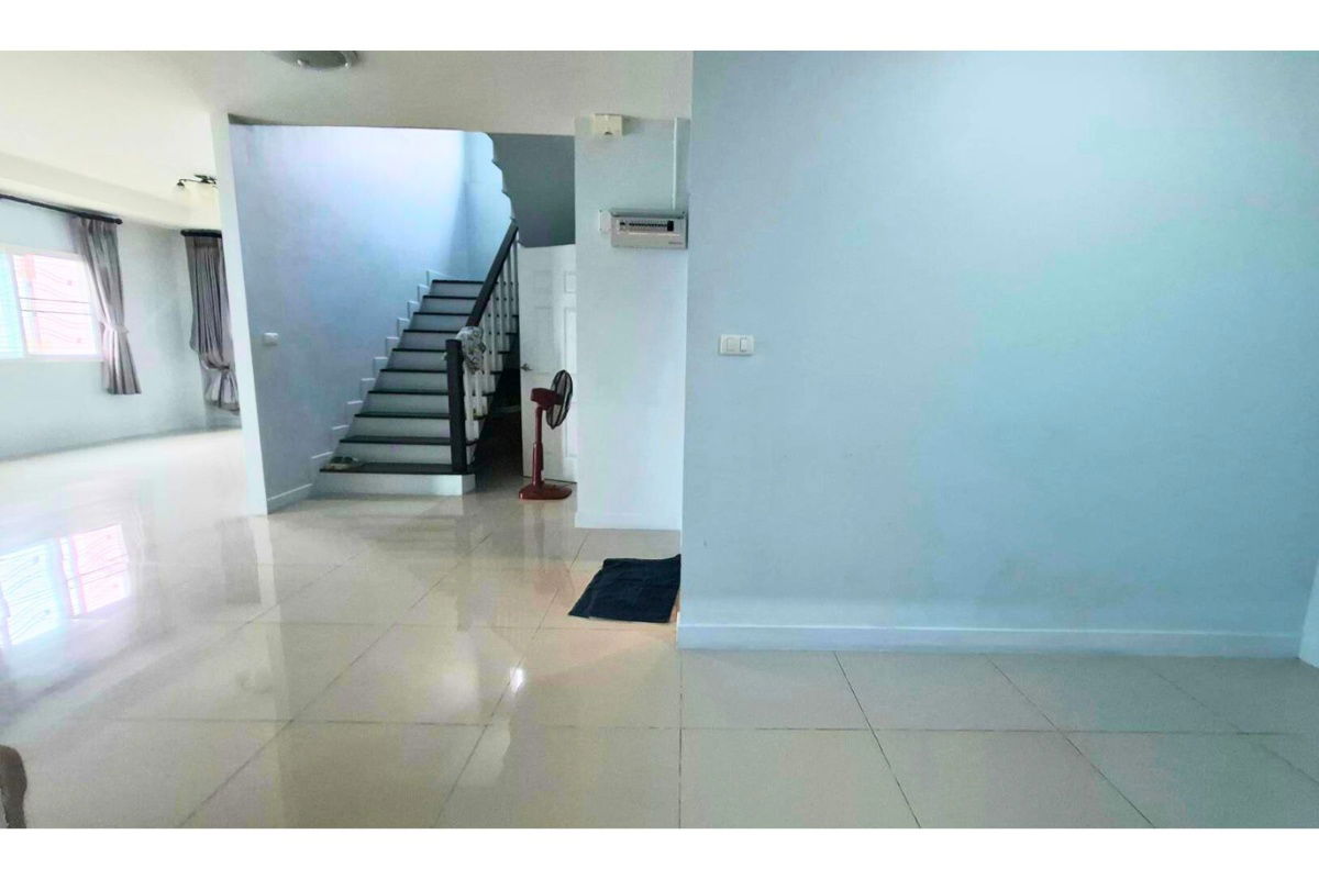 รูป ให้เช่า บ้านเดี่ยว 4 ห้องนอน 3 ห้องน้ำ หมู่บ้าน เดอะลิฟวิ่ง 3 ซอยวัดลาดปลาดุก นนทบุรี บางบัวทอง - รูปที่ 6/11