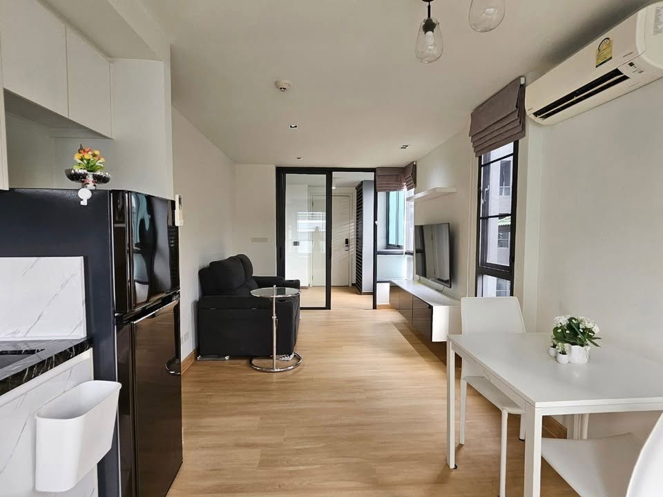 picture Urgent Rent!! Great Price! Beautifully Decorated Unit at Formosa Ladprao 7 - 14/21
