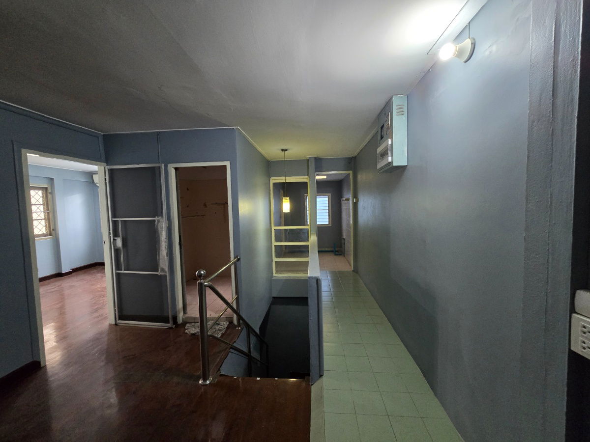 picture 2-Storey Detached House for Sale (44 sq.wah) – Next to Dhurakij Pundit University - 9/25