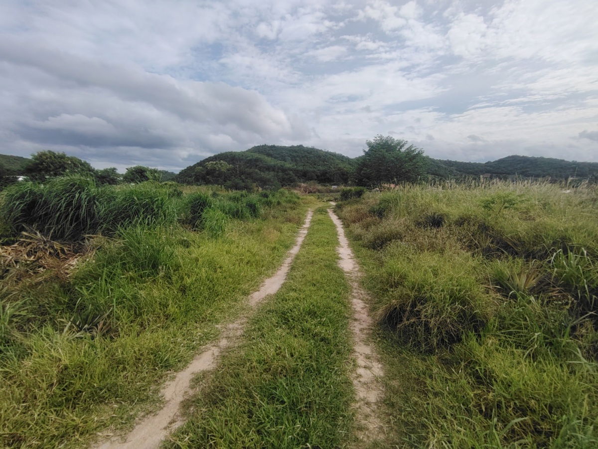 picture 23-0-06 Rai| Welcome to Hidden Valley!  Subdivided Into 6 Prime Home Land Plots - 7/11