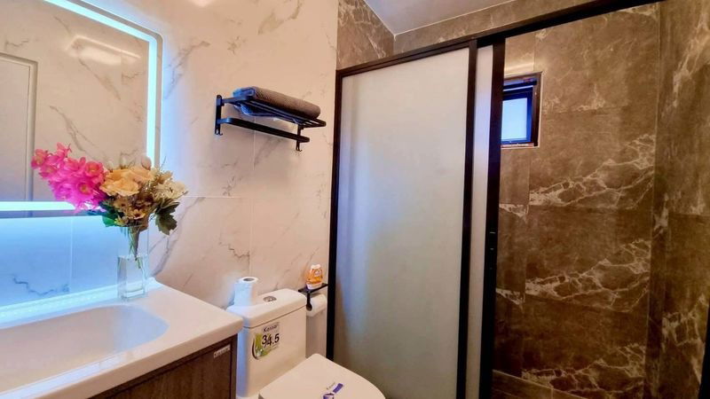picture Pool villa for sale in the heart of Pattaya, premium location, fully furnished and move in ready - 12/15