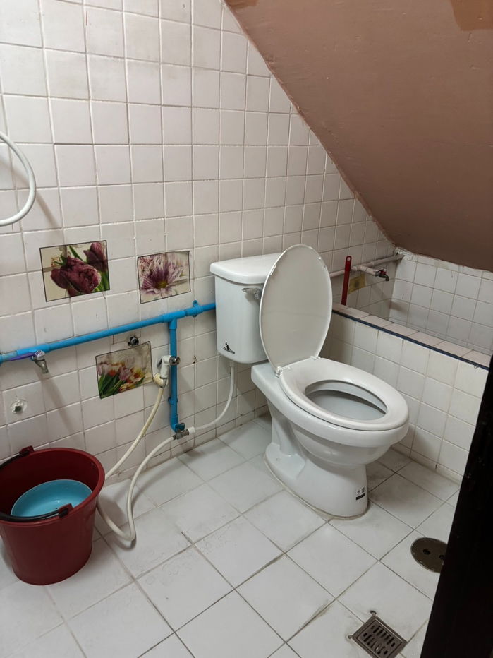 picture For Rent a commercial building in Soi Serithai 32 Tel.0999983897 - 8/24