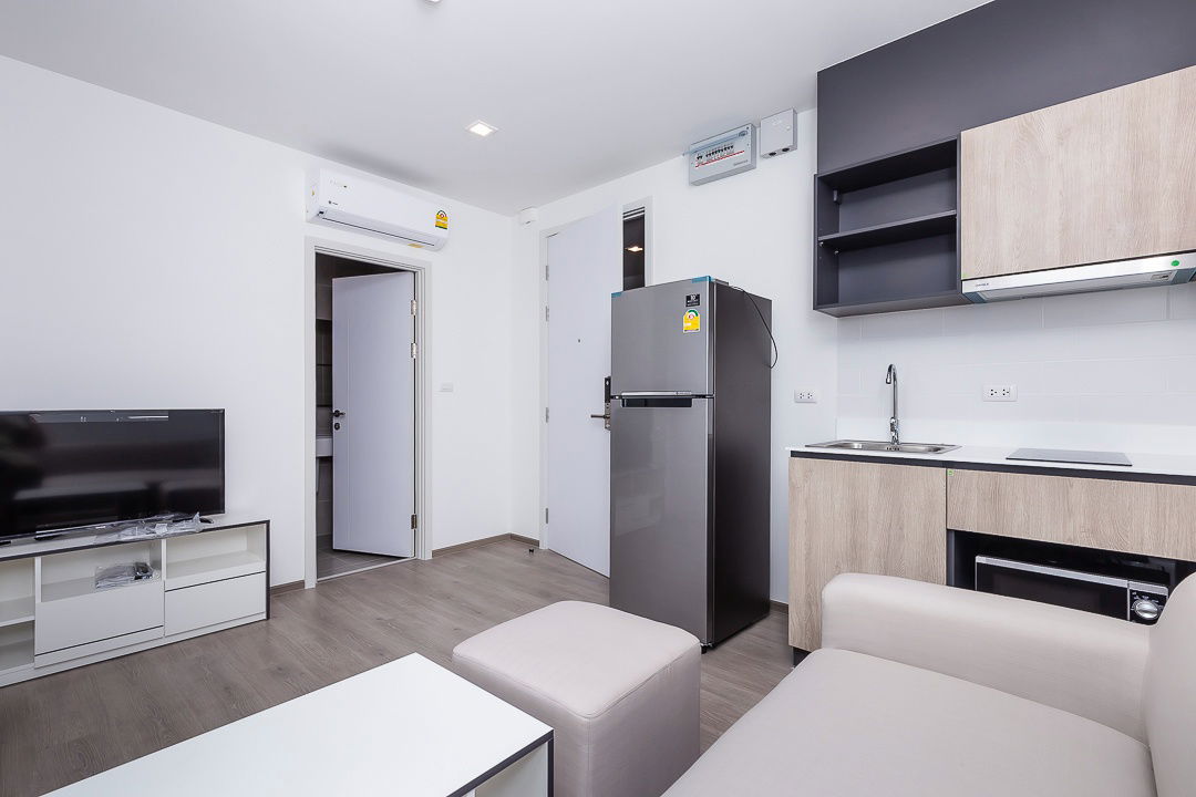picture For Rent: The Base Phetkasem Condo *Nice Room* at Line: @homefinder - 5/13
