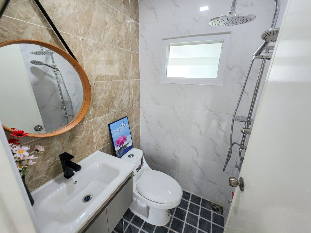 รูป บ้านเดี่ยว 2 ชั้น นิมิตใหม่ 40 รีโนเวทใหม่ พื้นที่เยอะ กว้างขวาง มีโซนจัดสวน มุมนั่งเล่น - รูปที่ 11/19
