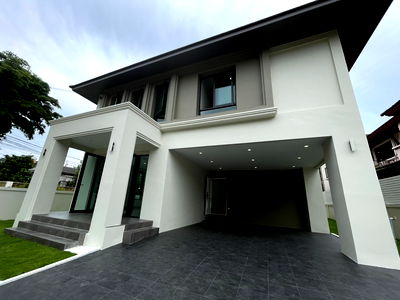 บ้านเดี่ยว ถนนเสรีไทย : ขายบ้านเดี่ยวอารีนา การ์เดนท์ เสรีไทย 3 - 71 ตร.ว. 330 ตร.ม. บ้านรีบิ้วสไตล์โมเดิร์น สวยมาก!!