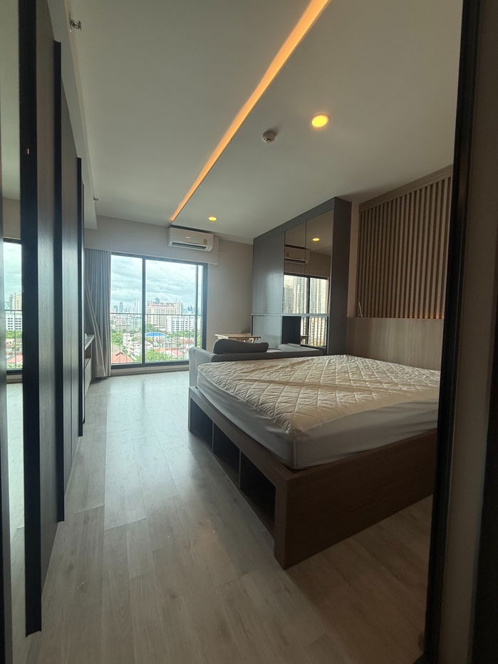 picture *** Condo for rent : Ideo Ratchada -Suthisarn ***  - 5/10