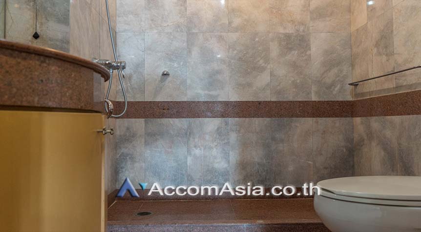 picture 🔼🔽 AccomA 📩 White-tone condo with open layout and city views at Le Raffine Sukhumvit 24(1514102) - 17/18