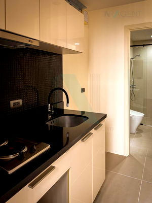 Condos for sale Wat Patumkongka School : 📌 For Sell Condo FUSE SATHORN-TAKSIN Building 1, Floor 15,1 bed room, Room size 28 sqm