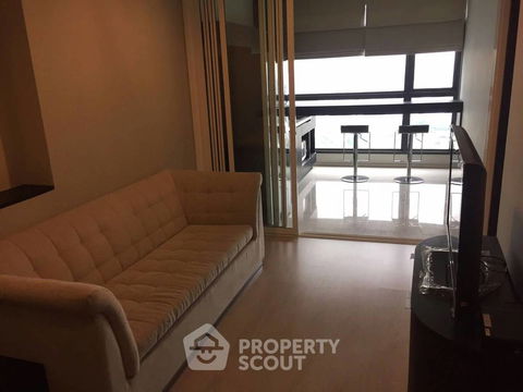 1-BR Condo at Rhythm Sukhumvit 44/1 near BTS Phra Khanong (ID 886552)