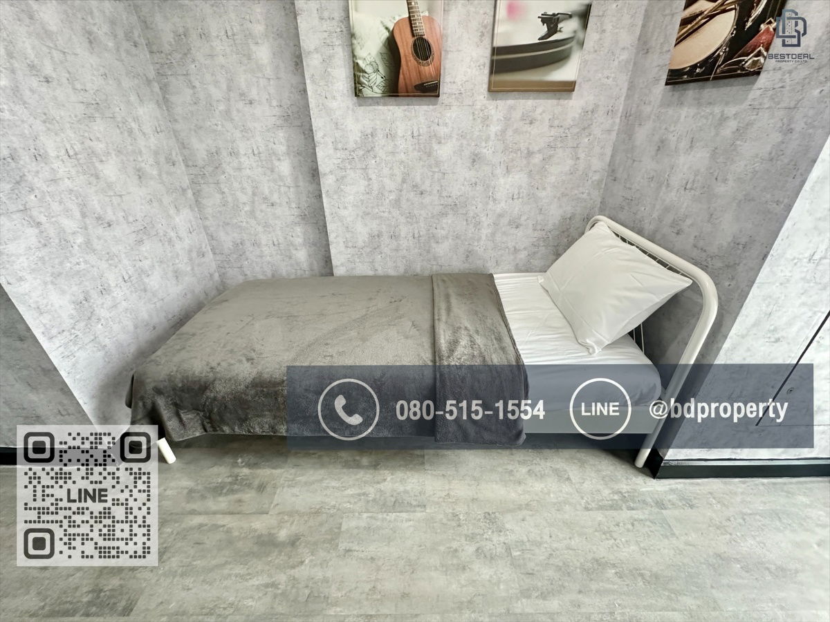 รูป  ขาย/For Sell Duplex 2 Bed ใหม่!!!ห้องบิ้วอินแต่งสวย ชั้นสูง   เฟอร์นิเจอร์และเครื่องใช้ไฟฟ้าครบพร้อมเข้าอยู่  ใกล้MRT และ เซ็นทรัลพระราม 9 เพียง 80 ม. - รูปที่ 11/17