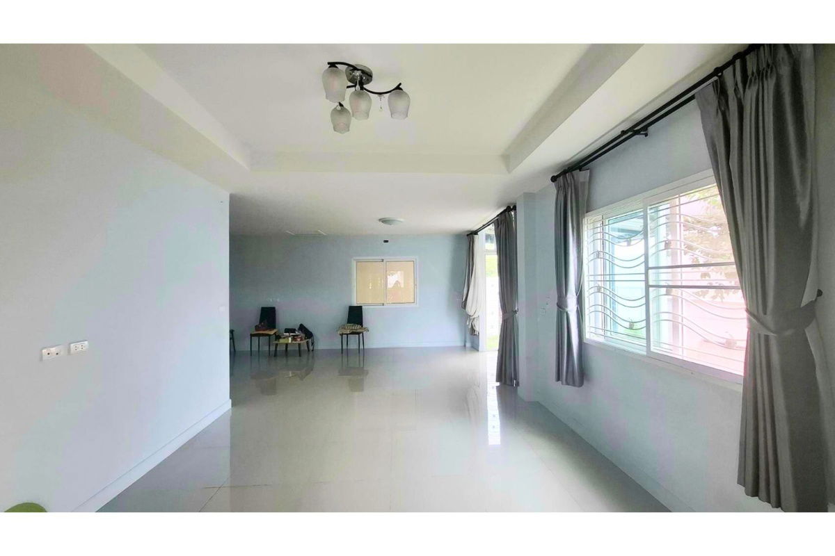 รูป ให้เช่า บ้านเดี่ยว 4 ห้องนอน 3 ห้องน้ำ หมู่บ้าน เดอะลิฟวิ่ง 3 ซอยวัดลาดปลาดุก นนทบุรี บางบัวทอง - รูปที่ 4/11