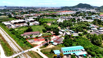 ที่ดิน ม.เกษตรศาสตร์ ศรีราชา : ขายที่ดินถมแล้วผังสีแดง เนื้อที่ 474 ตร.ว. ใกล้นิคมฯ แหลมฉบังและเซ็นทรัล ศรีราชา ชลบุรี