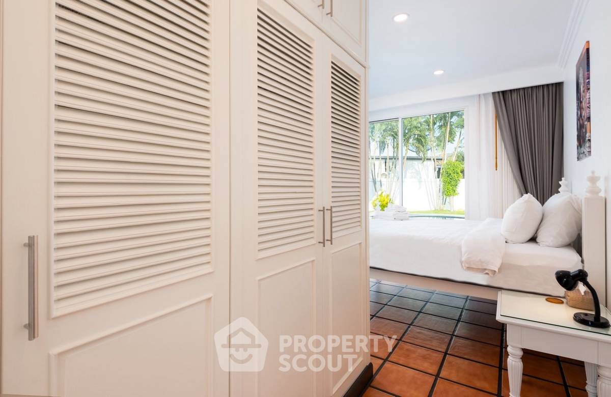 รูป วิลล่า 4-ห้องนอน ใกล้ เมืองพัทยา (ID 2229729) - รูปที่ 14/39
