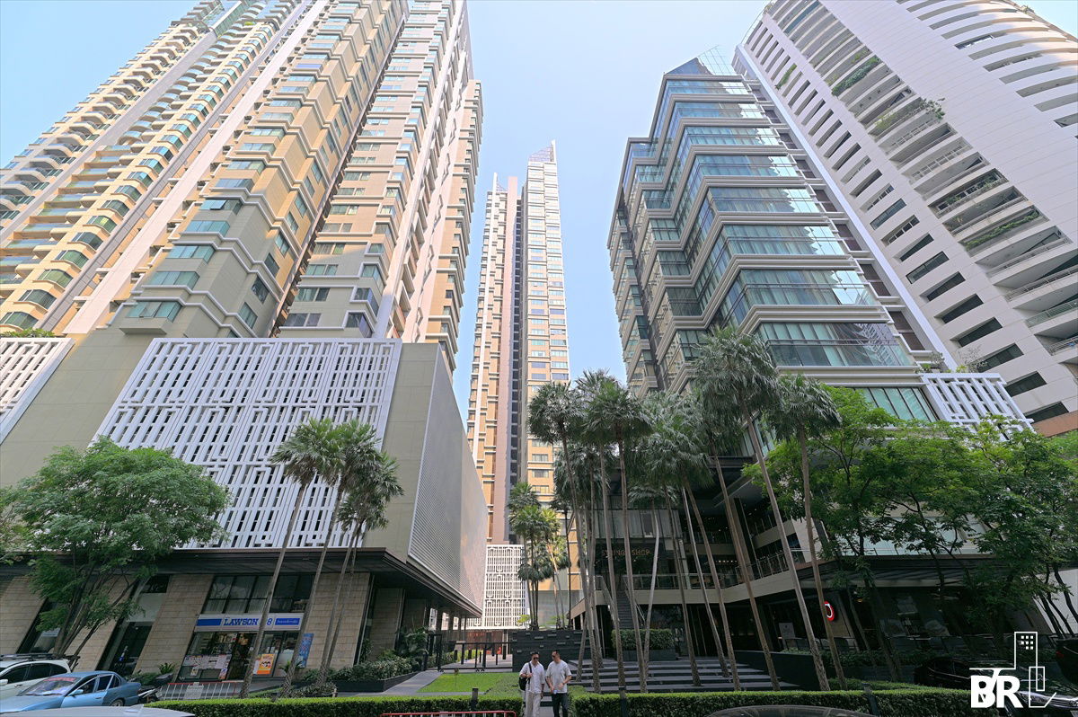 picture Newly Renovated Unit ✨ with Amazing Views at The Emporio Place ✨ Near BTS Phrompong - 8/9