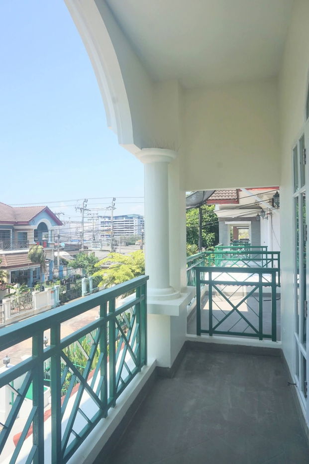 รูป บ้านเดี่ยว   พร้อมอยู่ให้เช่า ถนน ศรีนครินทร์ 51 - รูปที่ 4/5
