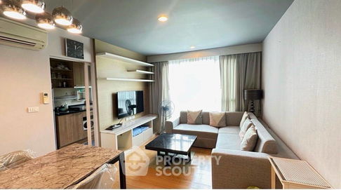 คอนโด 2-ห้องนอน ที่ ไฮฟ์ สุขุมวิท 65 ใกล้ BTS เอกมัย (ID 2229747)