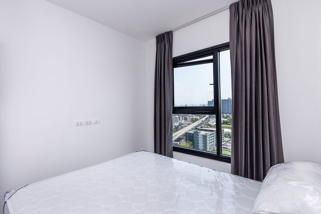 picture For Rent: The Base Phetkasem Condo *Nice Room* at Line: @homefinder - 7/13
