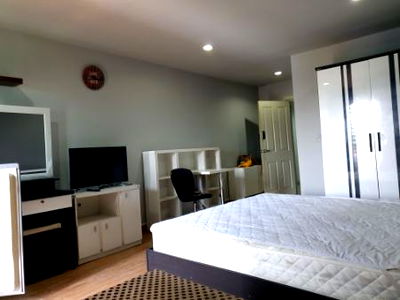 เช่าคอนโด BTS อ่อนนุช : ให้ เช่า คอนโดรีเจ้นท์ โฮม 14 สุขุมวิท 93 condominium 35 ตรม.