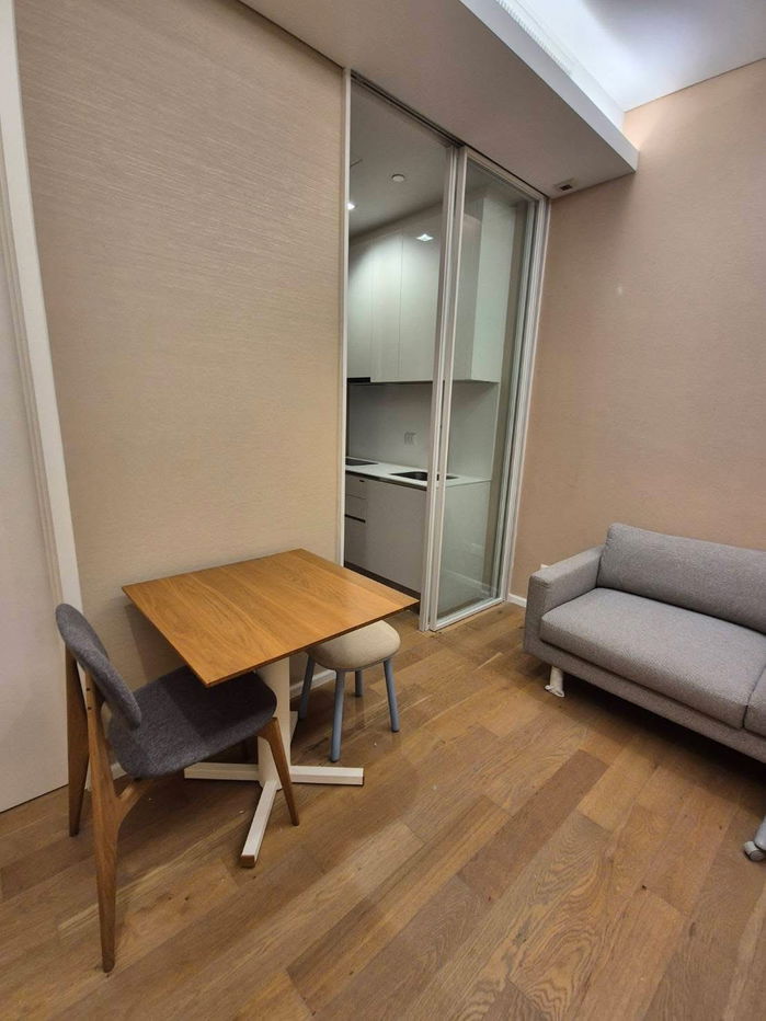 รูป P1121 ให้เช่าคอนโด The Saint Residences (เดอะ เซนต์ เรสซิเดนซ์) ห้องมุม ห้องใหม่+เครื่องใช้ไฟฟ้าใหม่ เฟอร์ครบ พร้อมเข้าอยู่ - รูปที่ 4/7