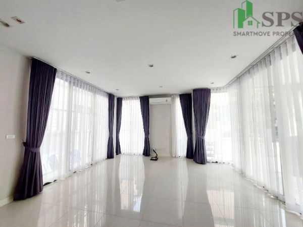 picture Semi-detached house for rent, Baan Klang Muang Classe Ekkamai-Ramintra (SPSAD3124) - 2/8