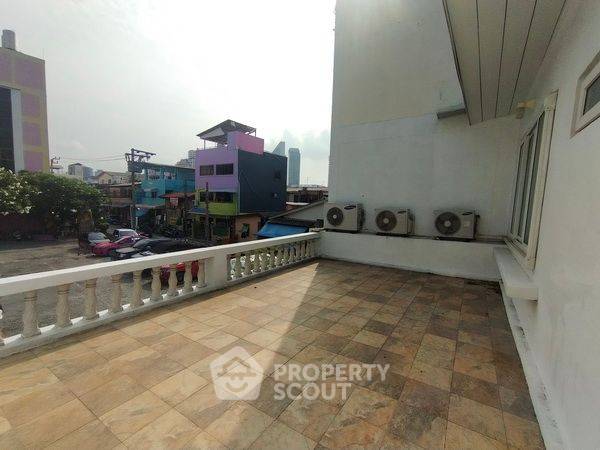 รูป ทาวน์เฮาท์ 3-ห้องนอน ใกล้ MRT ศูนย์วัฒนธรรมแห่งประเทศไทย (ID 1295783) - รูปที่ 20/25