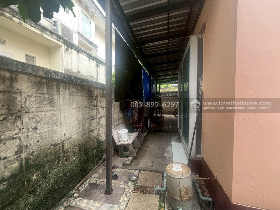 picture Two-story detached house for sale in the Chollada project, Wat Lat Pla Duk, size 52.4 square wah. Beautiful house, good atmosphere, - 13/15