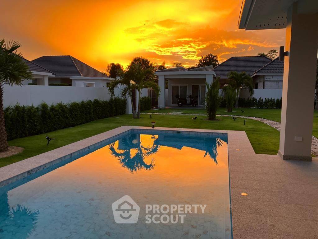 picture Brand New Eco-Friendly Pool Villa at Smart Hamlet (ID 1297096) - 2/31