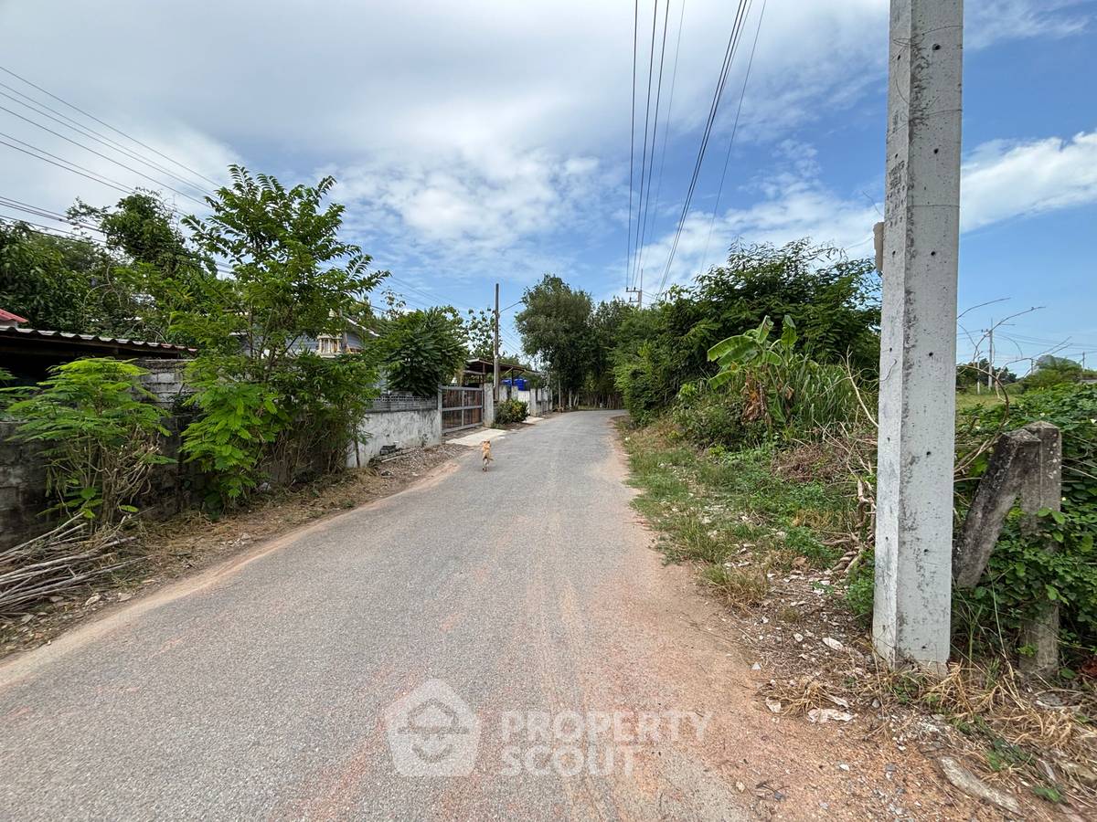 picture 2,760 m² Land for Sale close to Pattaya (ID 2229678) - 2/12
