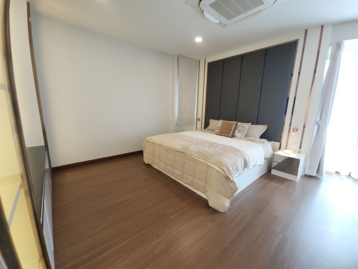รูป 🔥HOT DEAL🔥 𝗧𝗵𝗲 𝗖𝗶𝘁𝘆 𝗥𝗮𝗺𝗶𝗻𝘁𝗿𝗮 𝟯|เดอะ ซิตี้ รามอินทรา 3 🎉มีวิดีโอบ้านะคะ🙏 นัดชมบ้าน >> ​ @bbcondo88​ ✍️รหัส​ทรัพย์​ 6807-2902 - รูปที่ 24/30