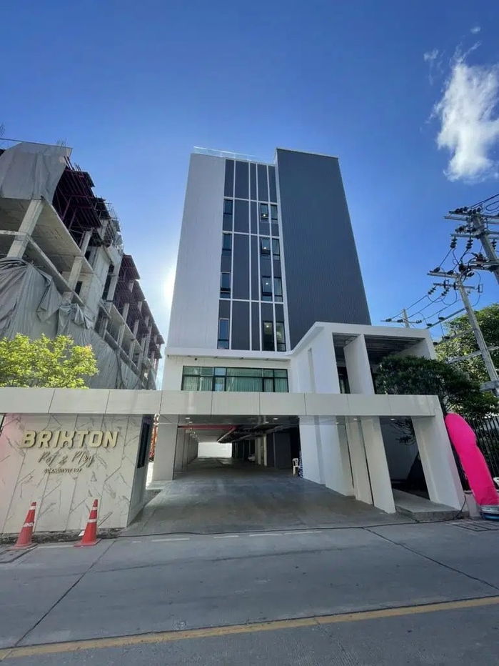 picture Pet friendly BTS Bearing 550 m. Price  15,000 Baht Condo BRIXTON Pet&Play Sukhumvit 107 ( Rental ) - 17/23