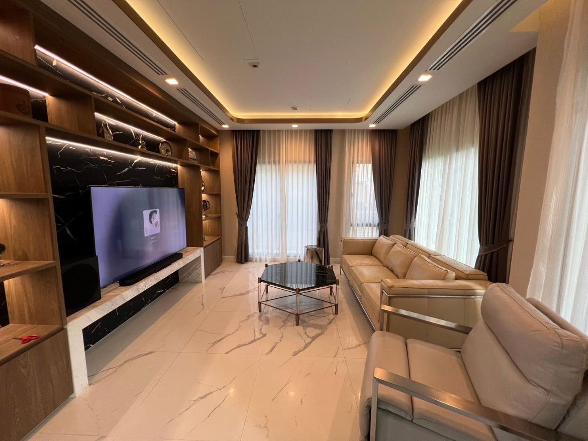 รูป ให้เช่าบ้านหรู Grand Bangkok Boulevard Bangna-Onnut : แกรนด์ บางกอก บูเลอวาร์ด บางนา - อ่อนนุช - รูปที่ 11/17