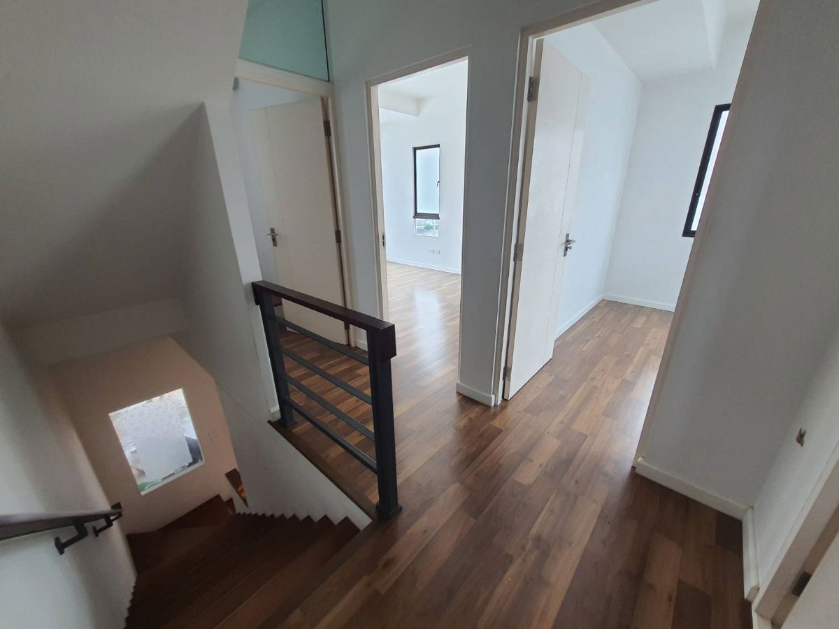 รูป 🏡 ทาวน์โฮม 3 ชั้น หลังมุม “บ้านใหม่ 2 พุทธบูชา 36” เพียง 12000 เอาเฟอร์ 15000 - รูปที่ 3/23