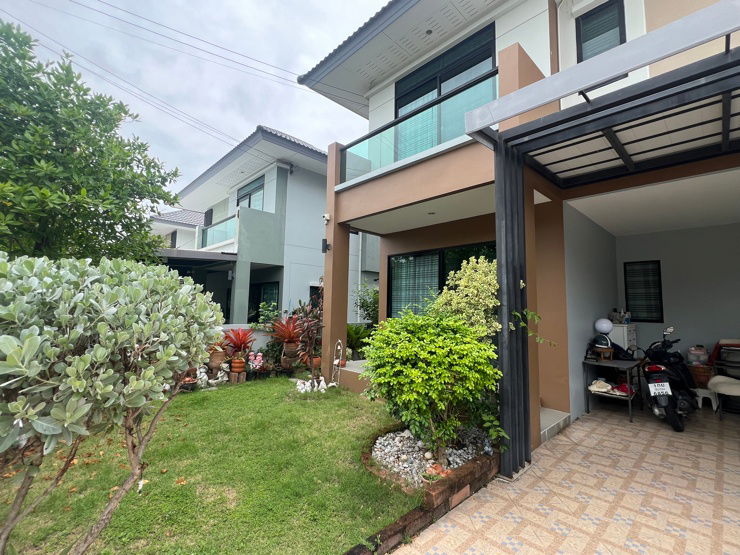 รูป ให้เช่าบ้านสวย 2 ชั้น พร้อมอยู่ บ้านฉาง ระยอง 2 นอน 3 น้ำ 18,000 บาท/เดือน เดินทางสะดวก ใกล้อู่ตะเภา-มาบตาพุด - รูปที่ 2/9