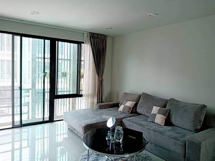 picture 4-storey townhouse for sale with furniture - 5/7