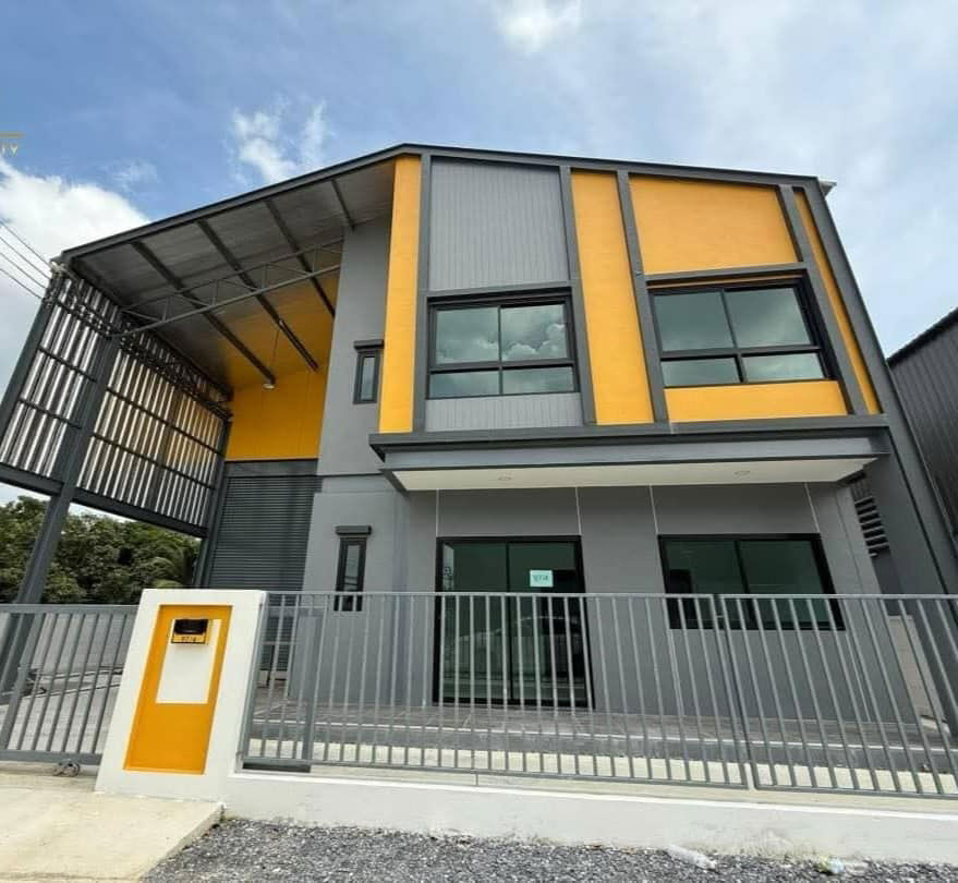 picture A golden opportunity for businesspeople The Golden Dragon Factory project is selling land ready for new factory  Starting price only 2,500,000 baht. - 5/8