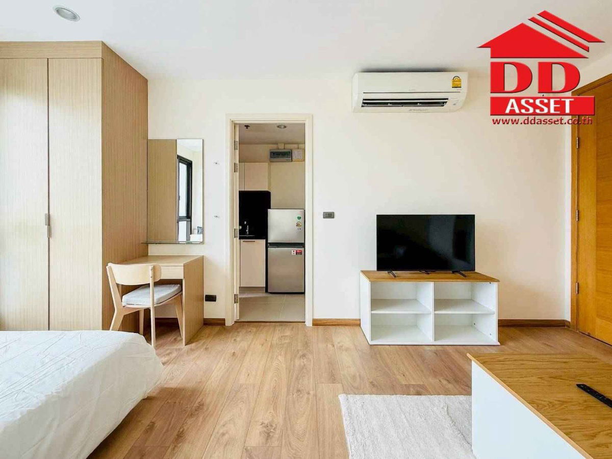 รูป For rent Fuse Sathorn–Taksin  Near BTS Wongwian Yai - รูปที่ 2/18