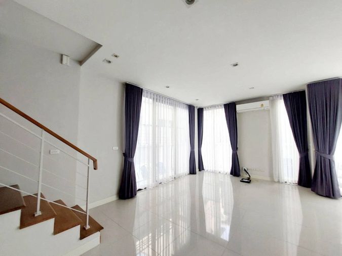 ให้เช่าบ้านเดี่ยว 4 ห้องนอน 1 ตร.ม. 38.5 ตร.ว. บ้านกลางเมือง คลาสเซ่ เอกมัย - รามอินทรา