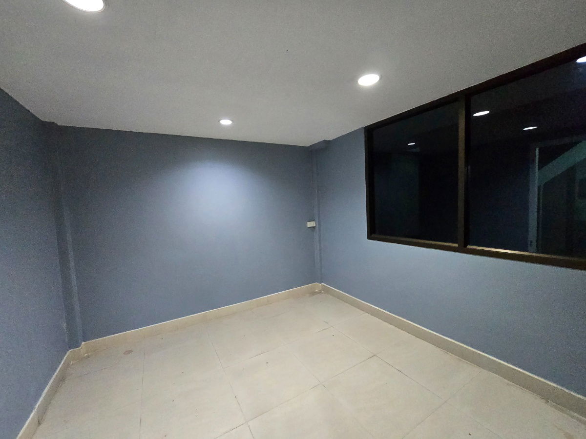picture 2-Storey Detached House for Sale (44 sq.wah) – Next to Dhurakij Pundit University - 14/25
