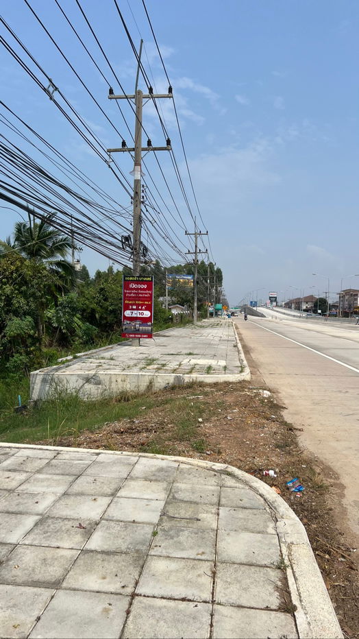 picture land for sale (on Sukumvith road) - 18/20